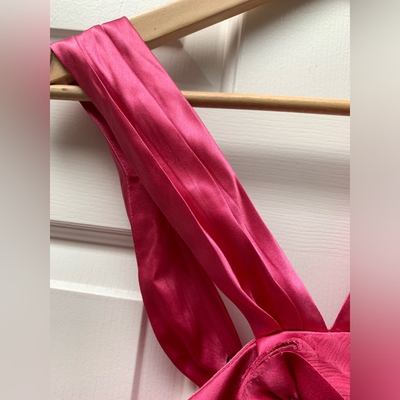 BCBGMAXAZRIA 💯 Silk - Picture 5 of 14